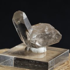 Горный хрусталь сросток кристаллов 24*15*9мм, Швейцария
