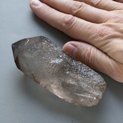 Раухтопаз (димчастий кварц) 110*44*38мм кристал 222г, Швейцарія. На підставці