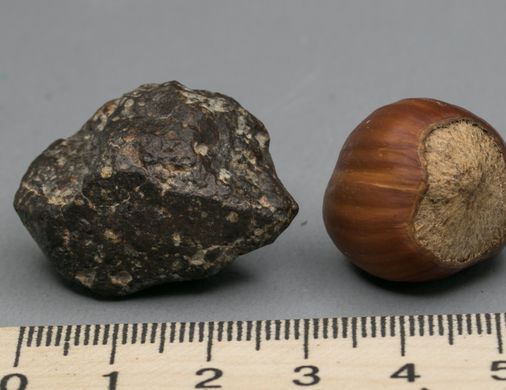 Хондрит, кам'яний метеорит 31*20*24мм, 20г, Марокко
