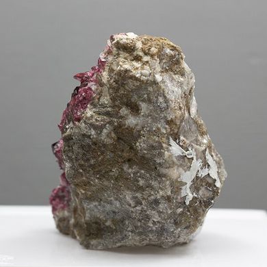 Розеліт, друза кристалів 61*36*46мм, 106г, Марокко
