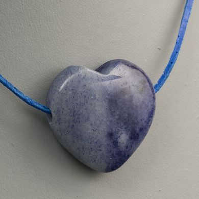 Кулон серце з синього кварцу 25*25*14мм + шнурок