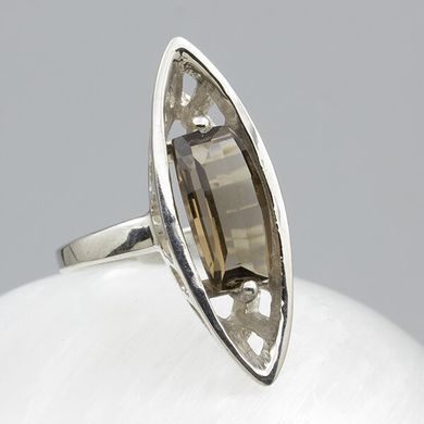 Кольцо из серебра с дымчатым кварцем, к6822-РАУ