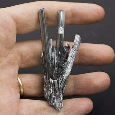 Антимоніт (стибніт), зросток кристалів 78*33*18мм, 27г, Китай