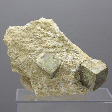 Пирит, кристаллы в породе, 95*65*50мм, 231г, Испания