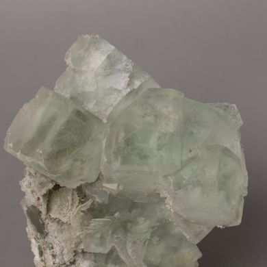 Флюорит, сросток кристаллов 110*90*85мм, 376г, Китай