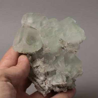 Флюорит, зросток кристалів 110*90*85мм, 376г, Китай