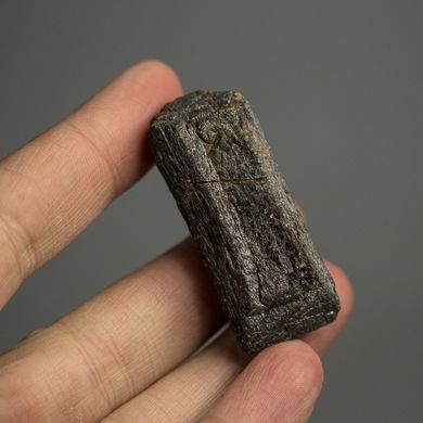 Эпидот, кристалл 48*19*18мм, 34г. Мали