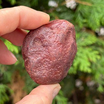 Сердолик(карнеол) необработанный из Бразилии | 50*40*28мм | 88г