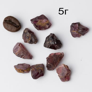 Родолит гранат 6-10мм необработанные фрагменты кристаллов из Танзании. На вес
