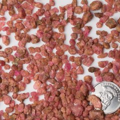 Шпінель рожево-червона з Танзанії, необроблені фрагменти кристалів 3-10мм. На вагу