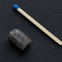 Рубин сапфир 14*10*8мм необработанный кристалл из Танзании