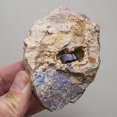 Азурит кристалл в породе 75*58*48мм, 180г, из Марокко