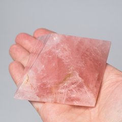 Пирамида из розового кварца 75*75*53мм, Бразилия