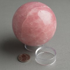 Подставка для шаров и яиц из камня