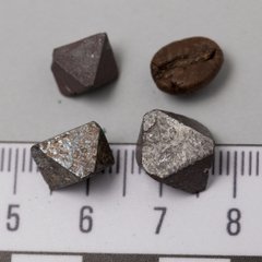Магнетит, кристаллы ЛОТ 3шт, Марокко