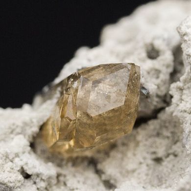 Топаз, кристал в породі 78*74*66мм, 280г, США