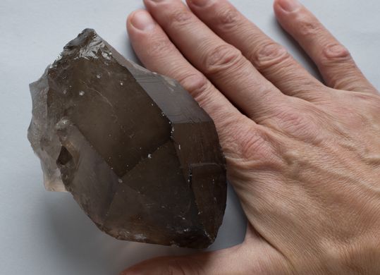 Раухтопаз (димчастий кварц) 109*69*62мм кристал 559г, Швейцарія