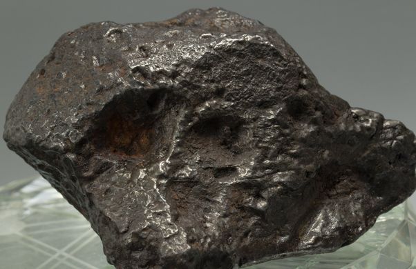 Метеорит, залізний октаедрит, 86*58*51мм, 738г, Аргентина