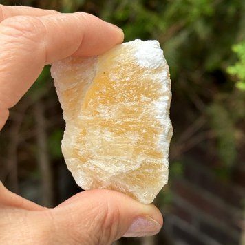 Кальцит медовий, необроблений з Мексики | 60*41*27мм | 80г