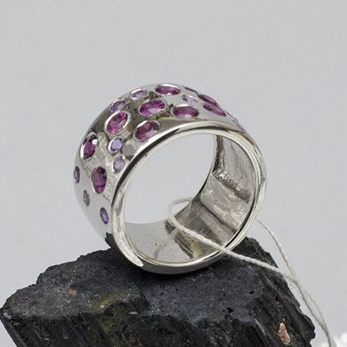 Кольцо из серебра с родолитом и аметистом, к6194