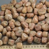 Солнечный камень, полированная галька ок. 25*25*20мм, Индия. Поштучно