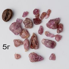 Родолит филетовый, необработанные фрагменты кристаллов 3-10мм, Замбия 5г/уп.