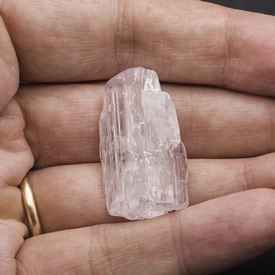 Кунцит кристал 31*17*7мм з Пакистану