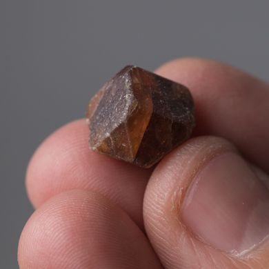 Циркон, кристал 14*10*9мм, Танзанія