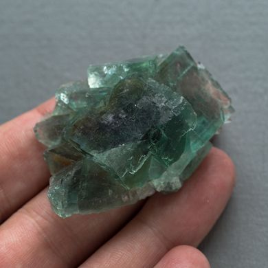 Флюорит 53*38*28мм сросток кристаллов друза из Намибии