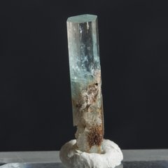 Аквамарин кристалл 16*3*3ммголубой берилл из Намибии